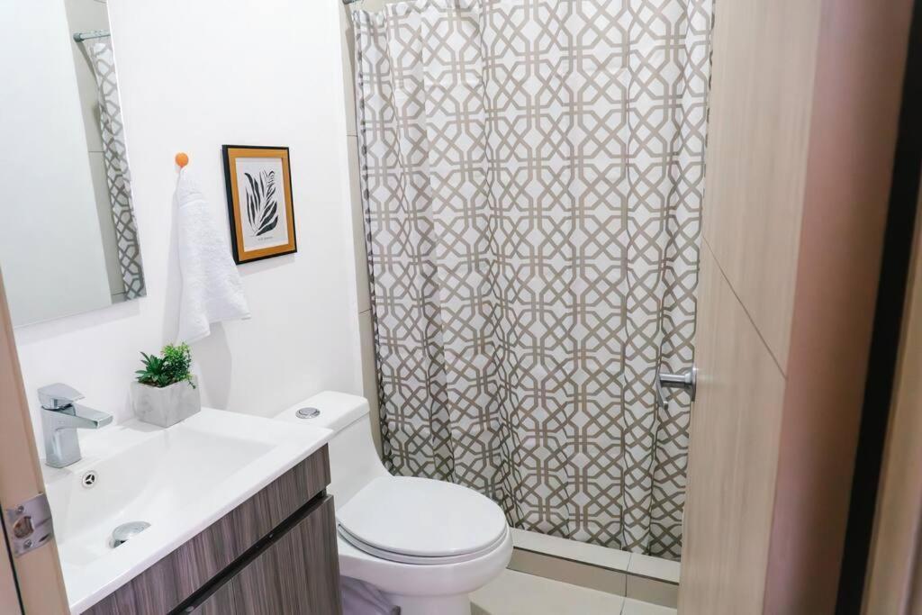 Luxury Penthouse With Stunning Views Of El Escalon * San Salvador