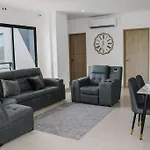 Luxury Penthouse With Stunning Views Of El Escalon