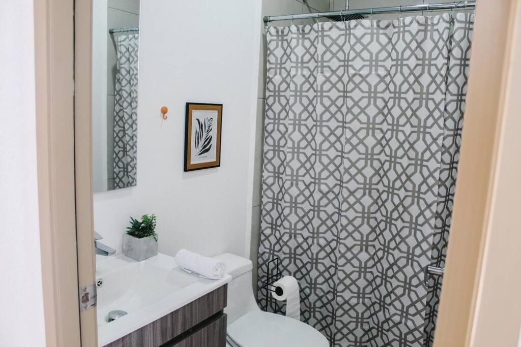 Luxury Penthouse With Stunning Views Of El Escalon San Salvador